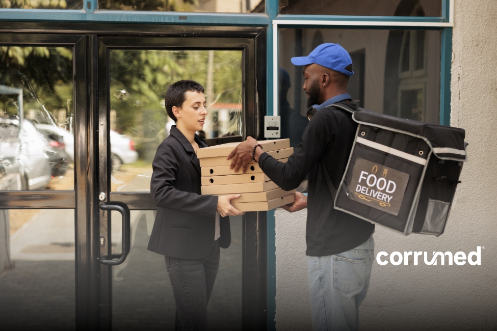 Empaques de cartón en el Food Delivery. 